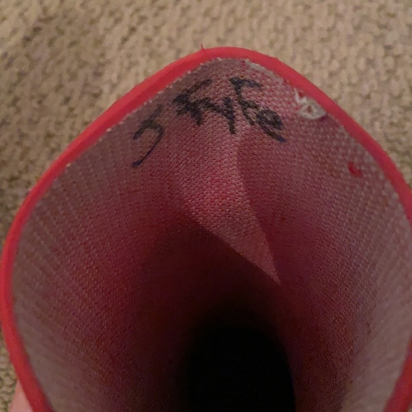 Red Kamik toddler rainboots size 5 - Picture 3 of 5